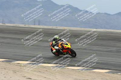 media/Nov-15-2025-Race Pace (Sat) [[8de605a2d8]]/Non Verified Riders (1st 20 Minutes)/Bowl (1015am)/